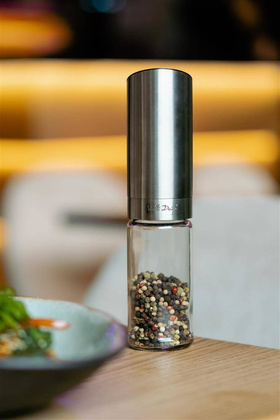 Grawitacyjny młynek do soli i pieprzu elektryczny stalowy mat SOHO 8869