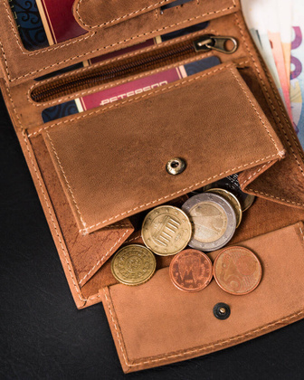 Duzy pionowy portfel meski ze skory naturalnej