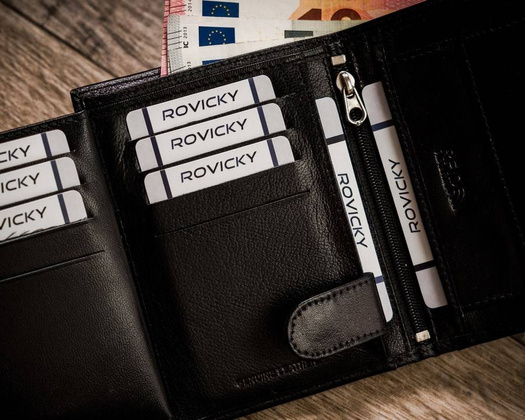 Klasyczny portfel męski na karty