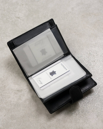 Klasyczny portfel meski z eleganckimi przeszyciami