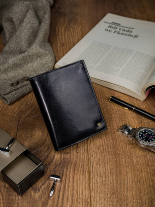 Klasyczny pojemny portfel meski ze skory naturalnej