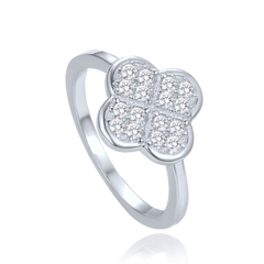 MINET Pierścien srebrny koniczyna z białą masą perłową wielkość 16