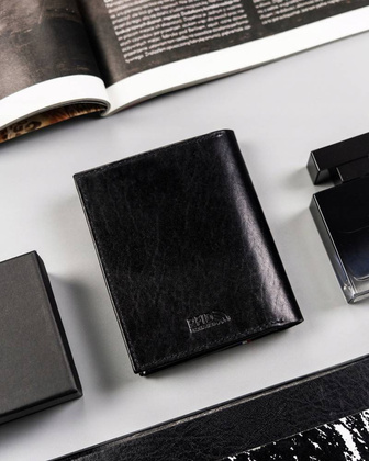 Duży portfel męski bez zapięcia zewnętrznego