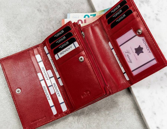 Poziomy portfel damski ze skóry naturalnej z systemem rfid