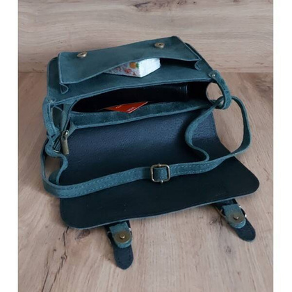 Zamszowa listonoszka ,chlebak Vera Pelle ,pojemna przewieszka A5 Zielona VPZ435V