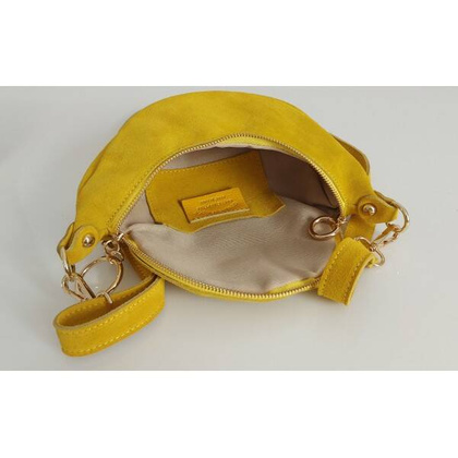 Żółta zamszowa listonoszka - nerka Włoska Vera Pelle złote okucia kółka LN633GIA