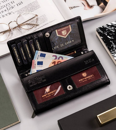 Portfel damski ze skóry naturalnej na zatrzask