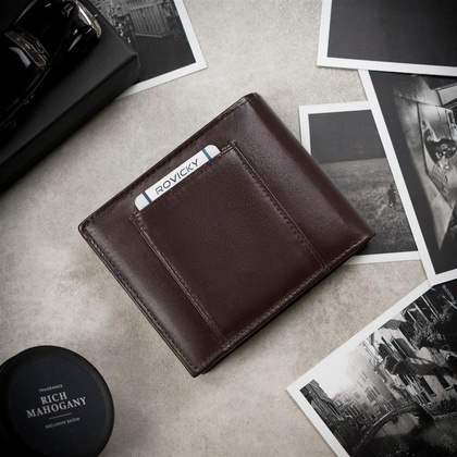 Pojemny, skórzany portfel męski z kieszenią na dowód rejestracyjny