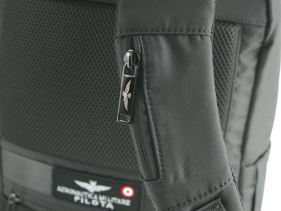 Plecak biznesowy na laptop 15' AERONAUTICA MILITARE Airspace Czarna