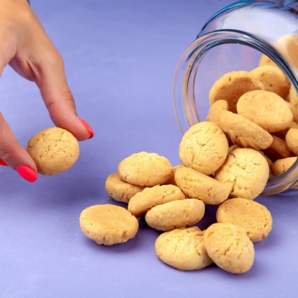 Pojemnik szklany słoik słój do przechowywania 2,2 l do produktów sypkich ciastek kawy