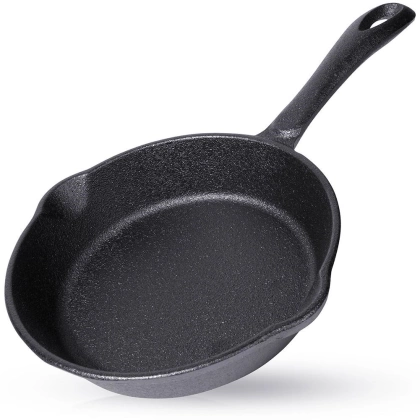 Patelnia żeliwna okrągła talerz żeliwny 16 cm