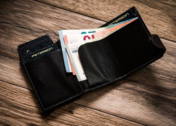 Skórzany portfel męski z zewnętrzną portmonetką
