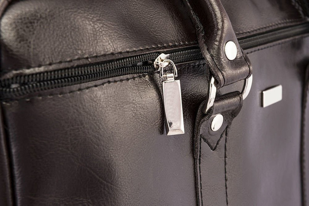 Torba skórzana na laptop 17" KEMER SOLIER Kilbridge - min. zamówienie 20 / 50 / 100 szt.