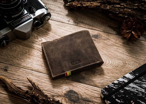 Zestaw prezentowy: skórzany portfel męski i woda toaletowa