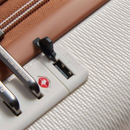 Delsey Chatelet Air 2.0 mała jasna walizka kabinowa na kółkach 55 cm