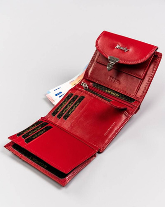 Skórzany portfel damski z ozdobnym zapięciem