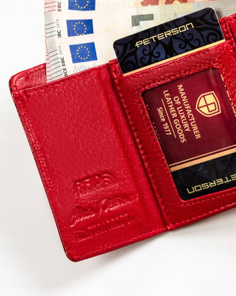 Niewielki skorzany portfel damski na bigiel i zatrzask