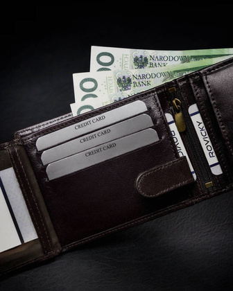 Cienki portfel meski z naturalnej skory licowej ze schowkiem na suwak