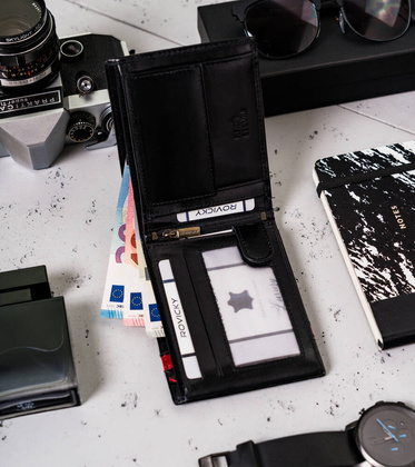 Skorzany portfel meski z czerwonym paskiem