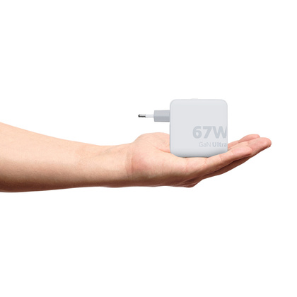 XTORM Ładowarka turystyczna 67W GaN +kabel USB-C PD biała