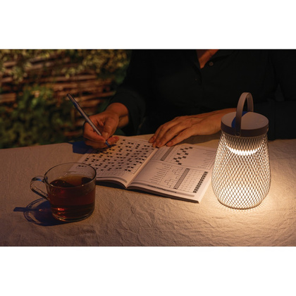 Lampka na biurko Aurora, plastik z recyklingu