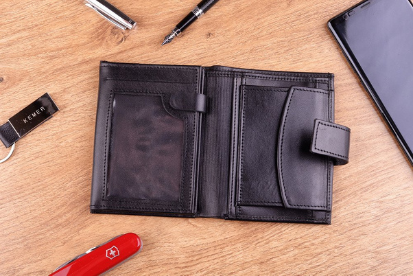 Portfel męski skórzany KEMER P4JL Czarny