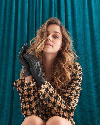 Ocieplane, skórzane rękawiczki damskie z pręgowanym wzorkiem