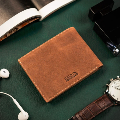 Skorzany portfel meski z kieszonka na karte