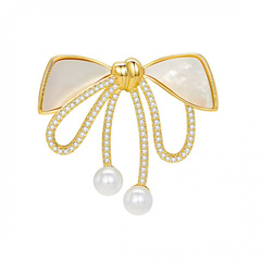 Broszka ozdobna złota KOKARDKA  masa perłowa i cyrkonie BZ197