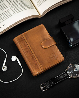 Skorzany zapinany portfel meski na karty