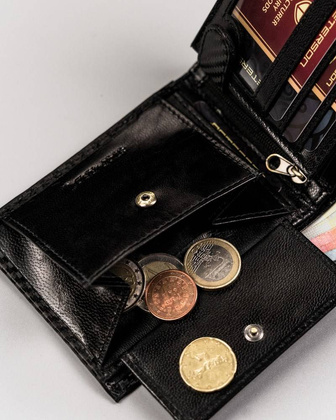 Poziomy, skórzany portfel męski carbon