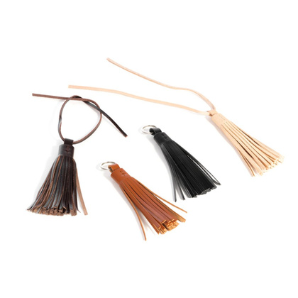 Zawieszka / chwost skórzany KEMER VOOC Vintage P42 Czarny