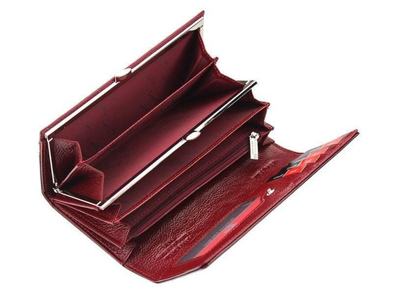 Portfel damski ze stylowej skóry lakierowanej z motywem liści