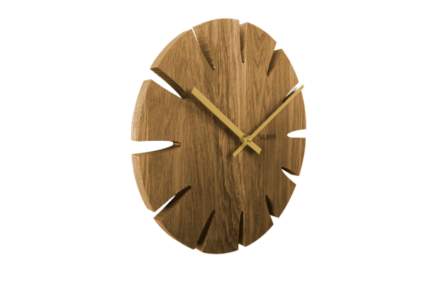 Zegar dębowy wykonany w Czechach