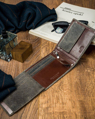 Piękny kolorowy portfel męski skórzany