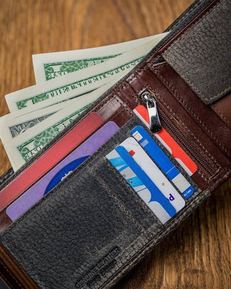 Piękny kolorowy portfel męski skórzany