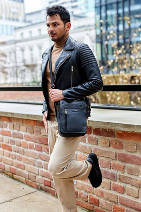 Listonoszka męska ze skóry naturalnej