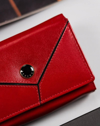 Średni portfel damski ze skóry naturalnej