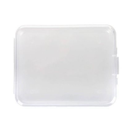 Zestaw w pudełku, butelka na płyn do dezynfekcji, maseczka wielokrotnego użytku z miejscem na filtr i jonami srebra