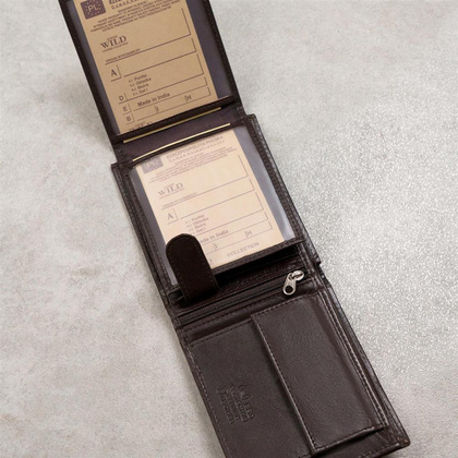 Pojemny, skórzany portfel męski z kieszenią na dowód rejestracyjny