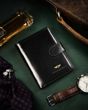 Skorzany portfel meski zapinany na zatrzask