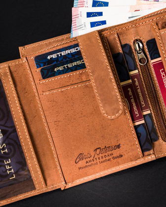 Duzy pionowy portfel meski ze skory naturalnej