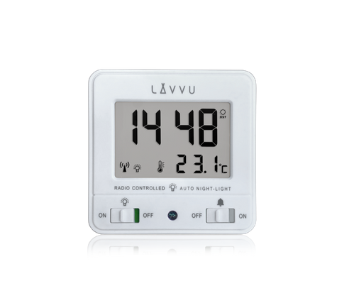LAVVU Cyfrowy budzik sterowany radiowo NORDLYS biały z czujnikiem światła