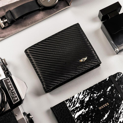 Poziomy, skórzany portfel męski carbon