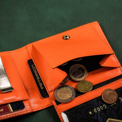 Mały portfel męski bez zapięcia