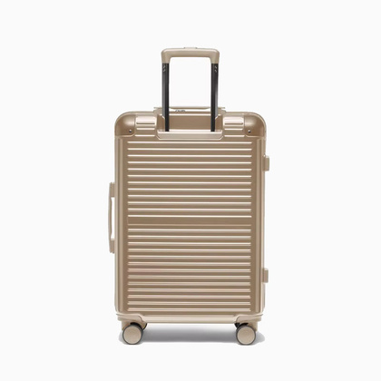 Średnia walizka PUCCINI DALLAS PC034B 6C Złota