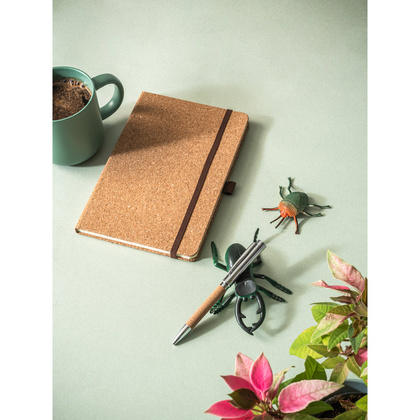 CORKO. Długopis z korka i metalu z mechanizmem obrotowym