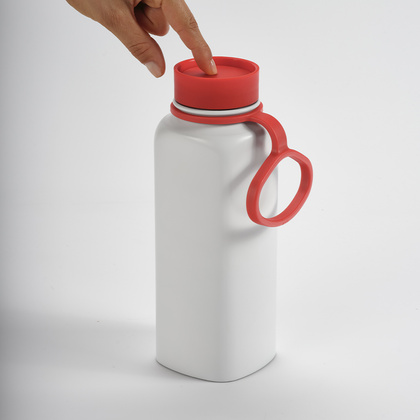 Butelka Ural z recyklingu stali nierdzewnej 820 ml