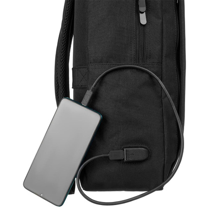 Pojemny plecak sportowy z portem ładującym