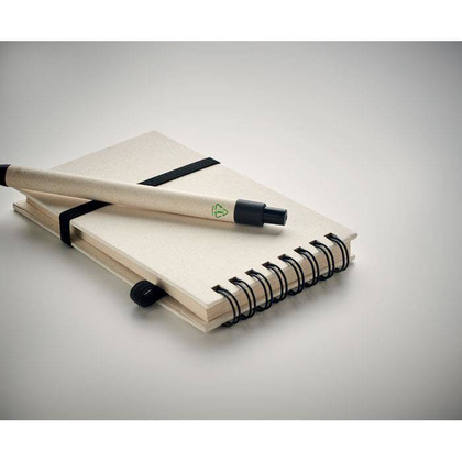 Notesy A6 z kartonu po mleku